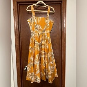 White House Black Market dress with pockets size 10.